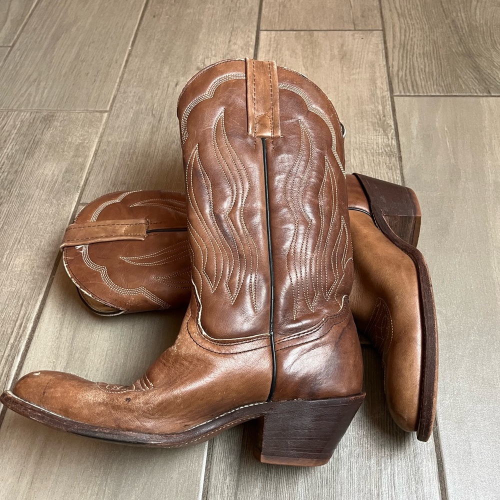 Frye 6809 Women Western Cowboy Brown Leather. Size 7 AA EUC